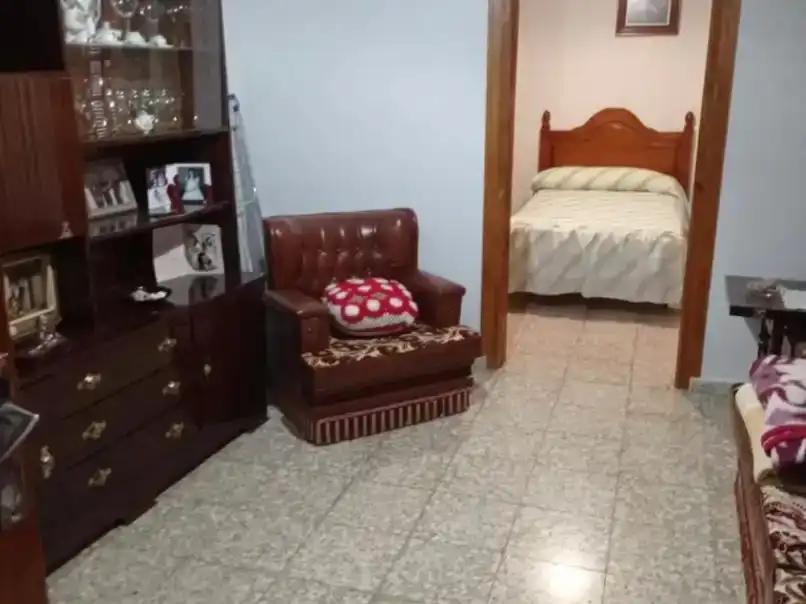 Sala d'estar de Planta baixa en venda en Retuerta del Bullaque amb Jardí privat, Traster i Moblat