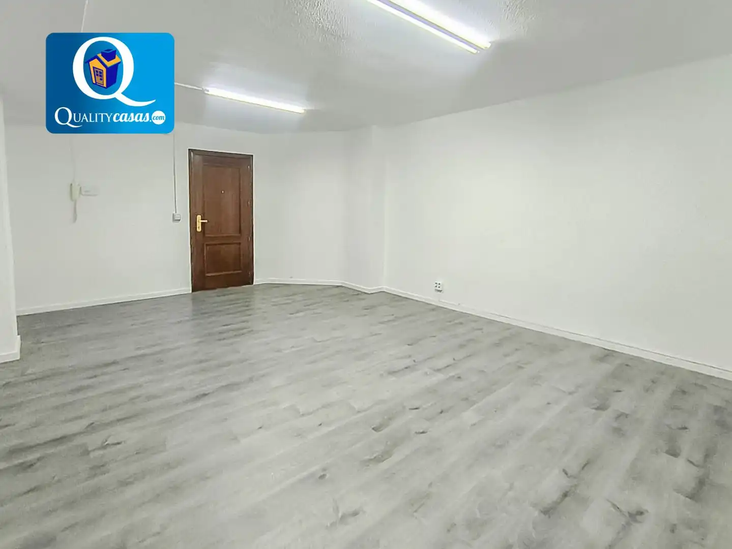Local comercial en alquiler en Plaza de Toros - Avenida Chapí - Trinquete, imagen 2