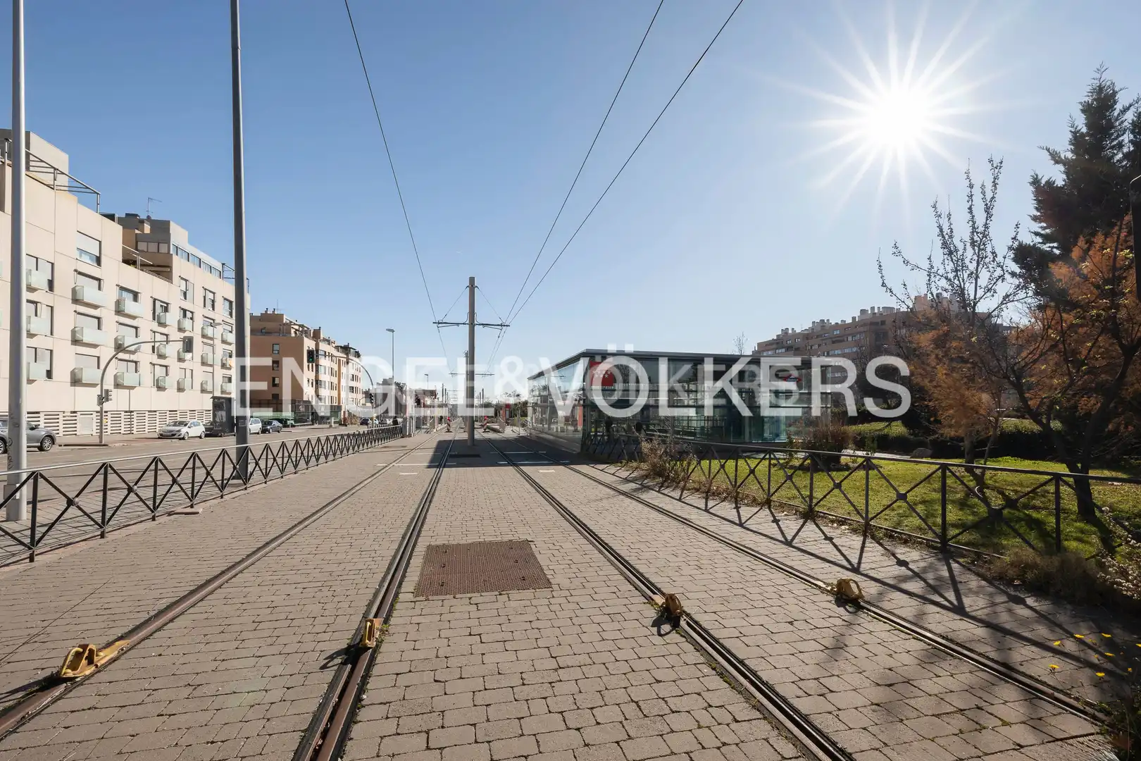 Exterior view of Flat for rent in Madrid  with Heating, Parquet flooring and Swimming Pool