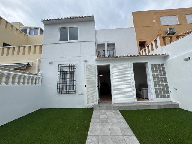 Casa-chalet en Venta en Calle COSTA DORADA, 20 en El Mojón - Las Salinas