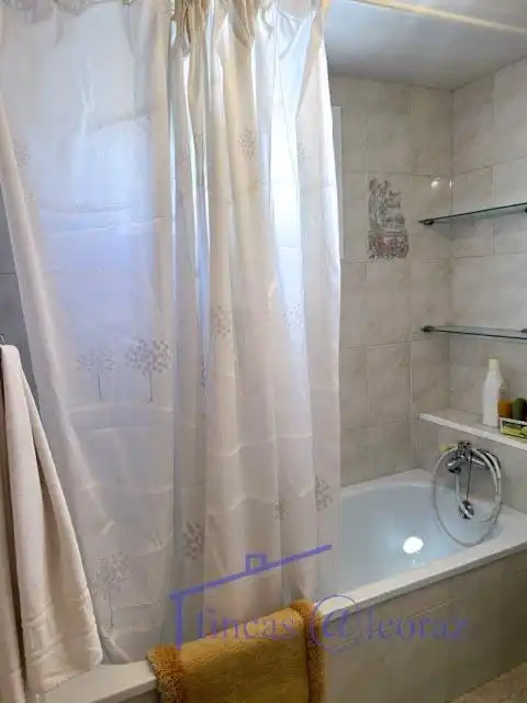Baño de Finca rústica en venta en Alcalá del Obispo