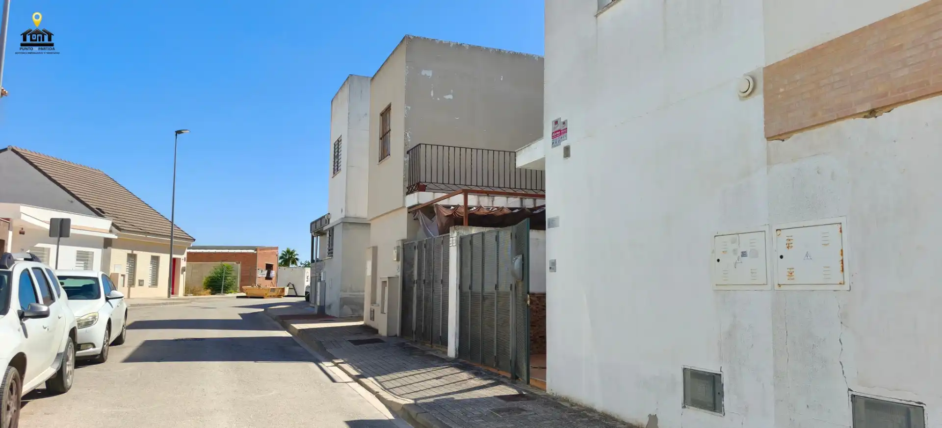 Vista exterior de Casa o chalet en venta en El Cuervo de Sevilla con Amueblado y Horno
