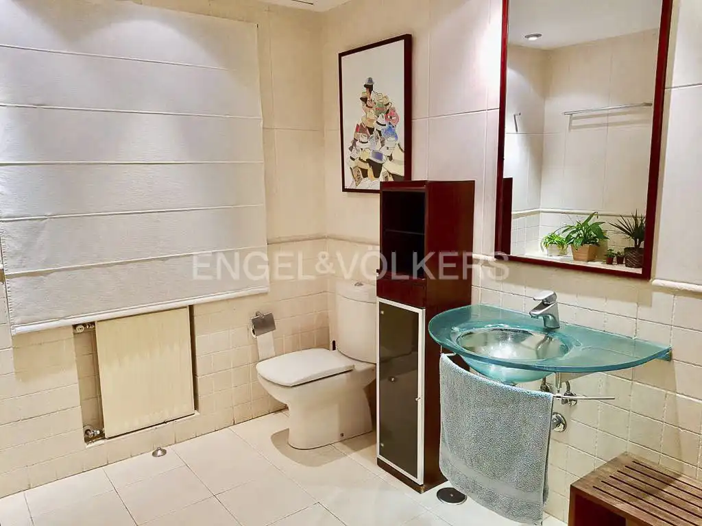 Bathroom of Attic for sale in Madrid  with Air Conditioner, Heating and Private garden