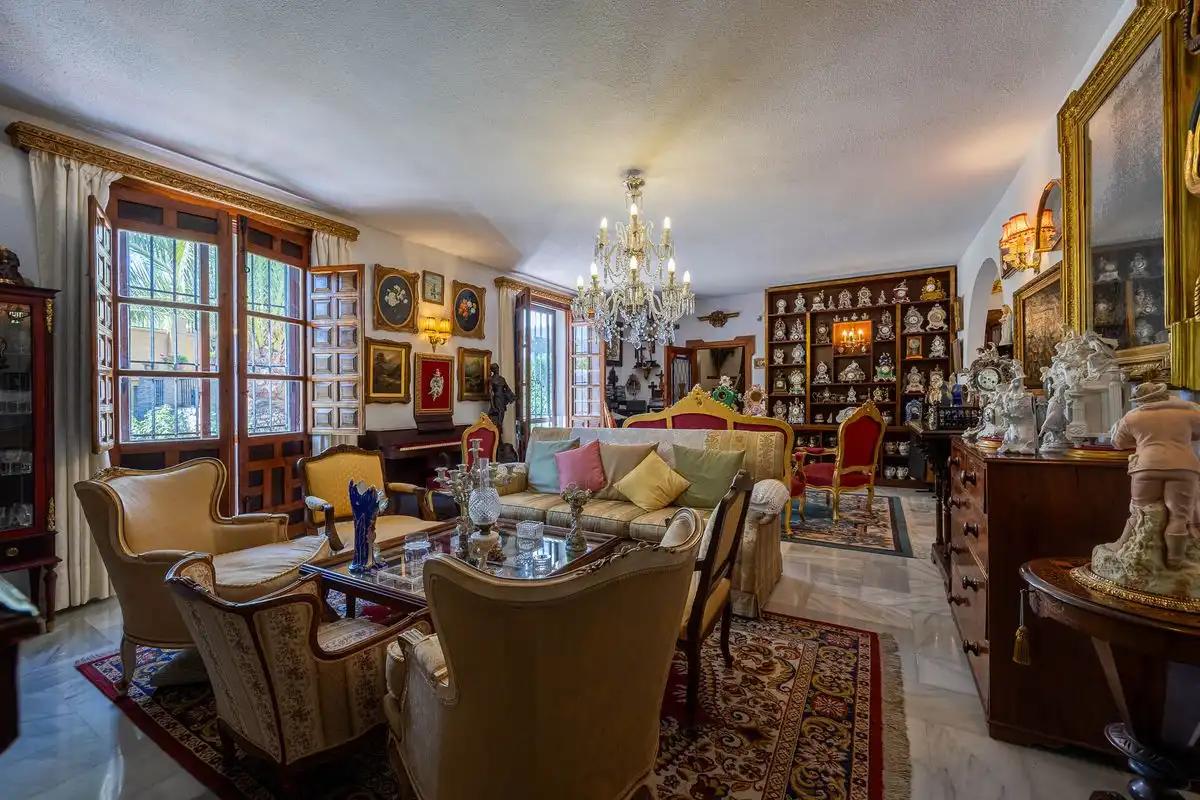 Sala de estar de Casa o chalet en venta en Alhaurín de la Torre con Aire acondicionado, Calefacción y Jardín privado
