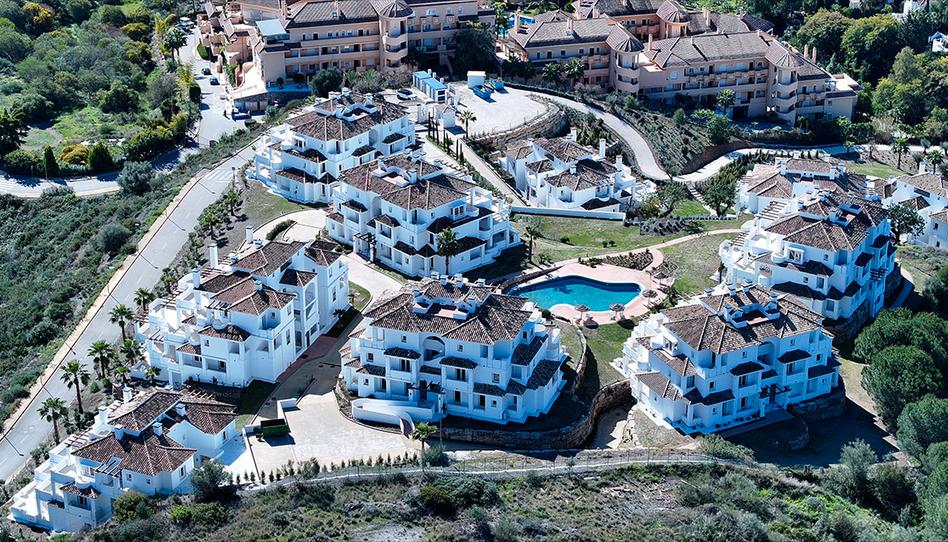 Photo 1 of Flat for sale in Urbanizacion Nueva Andalucia K, Los Naranjos, Málaga