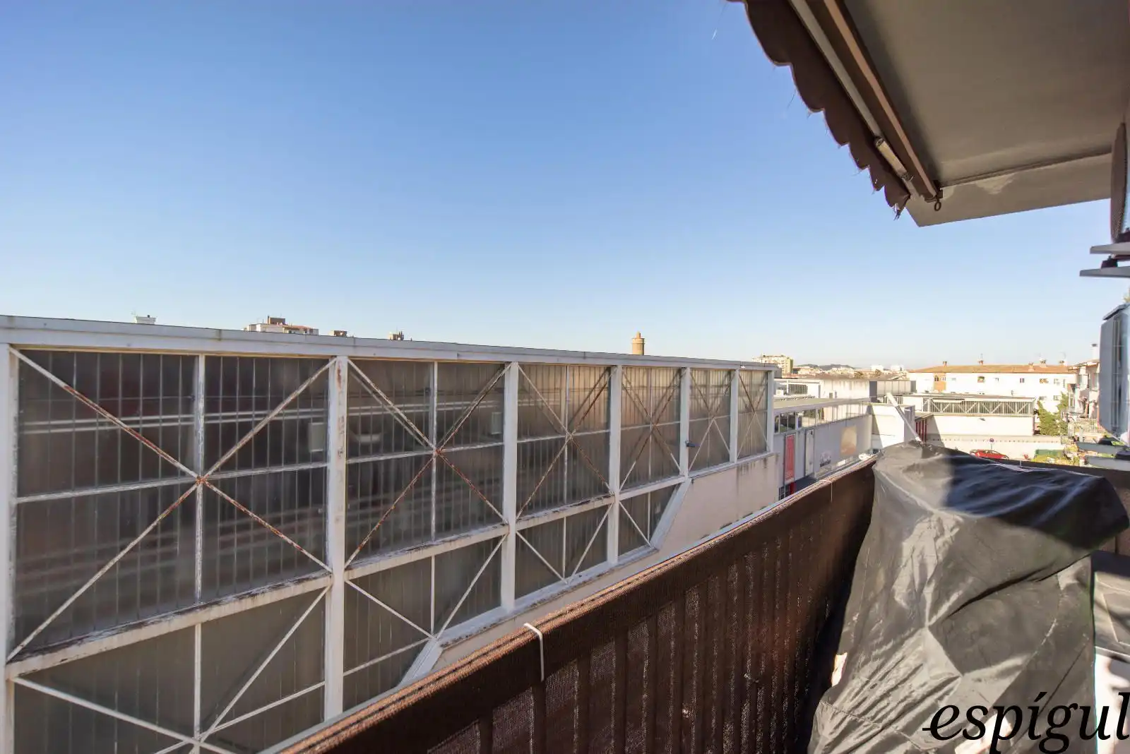 Flat for sale in Corunya, Sant Narcís