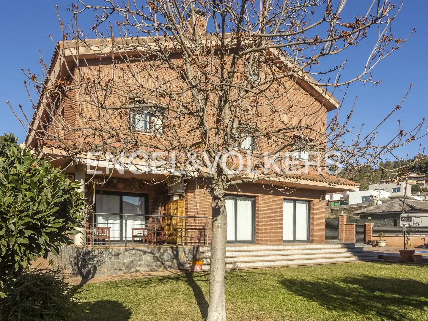 Vista exterior de Casa o xalet en venda en Castellgalí amb Aire condicionat, Calefacció i Jardí privat