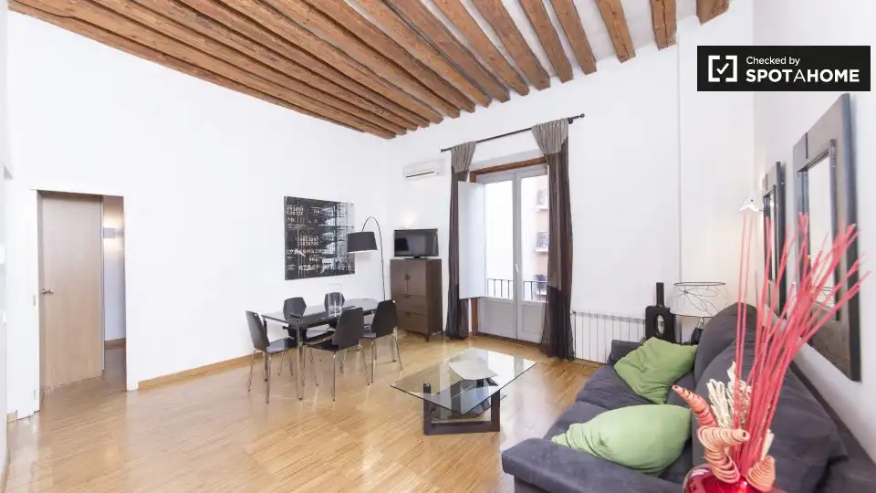 Pis amb terrassa de lloguer a Centro
