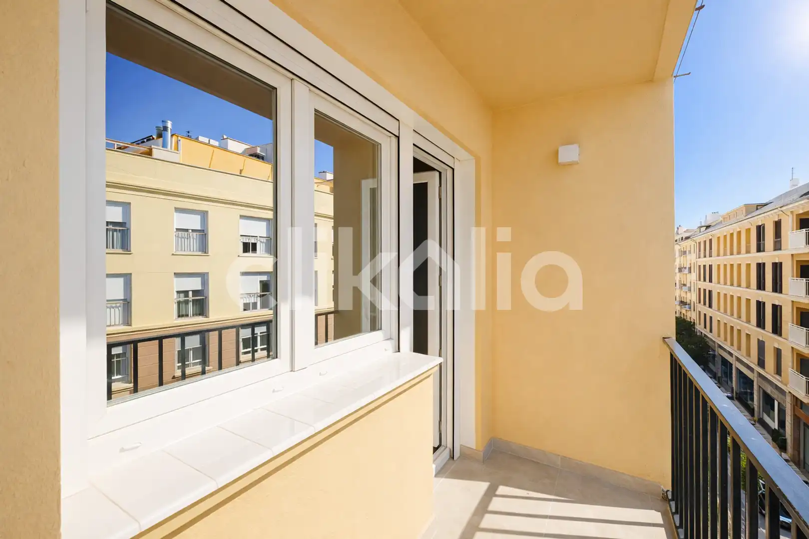 Vista exterior de Pis en venda en Málaga Capital amb Aire condicionat, Terrassa i Balcó