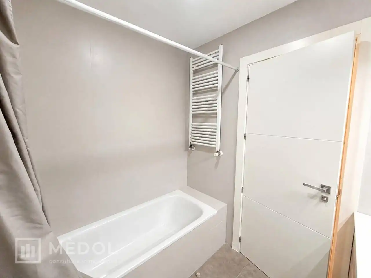 Baño de Piso de alquiler en Tarragona con Trastero