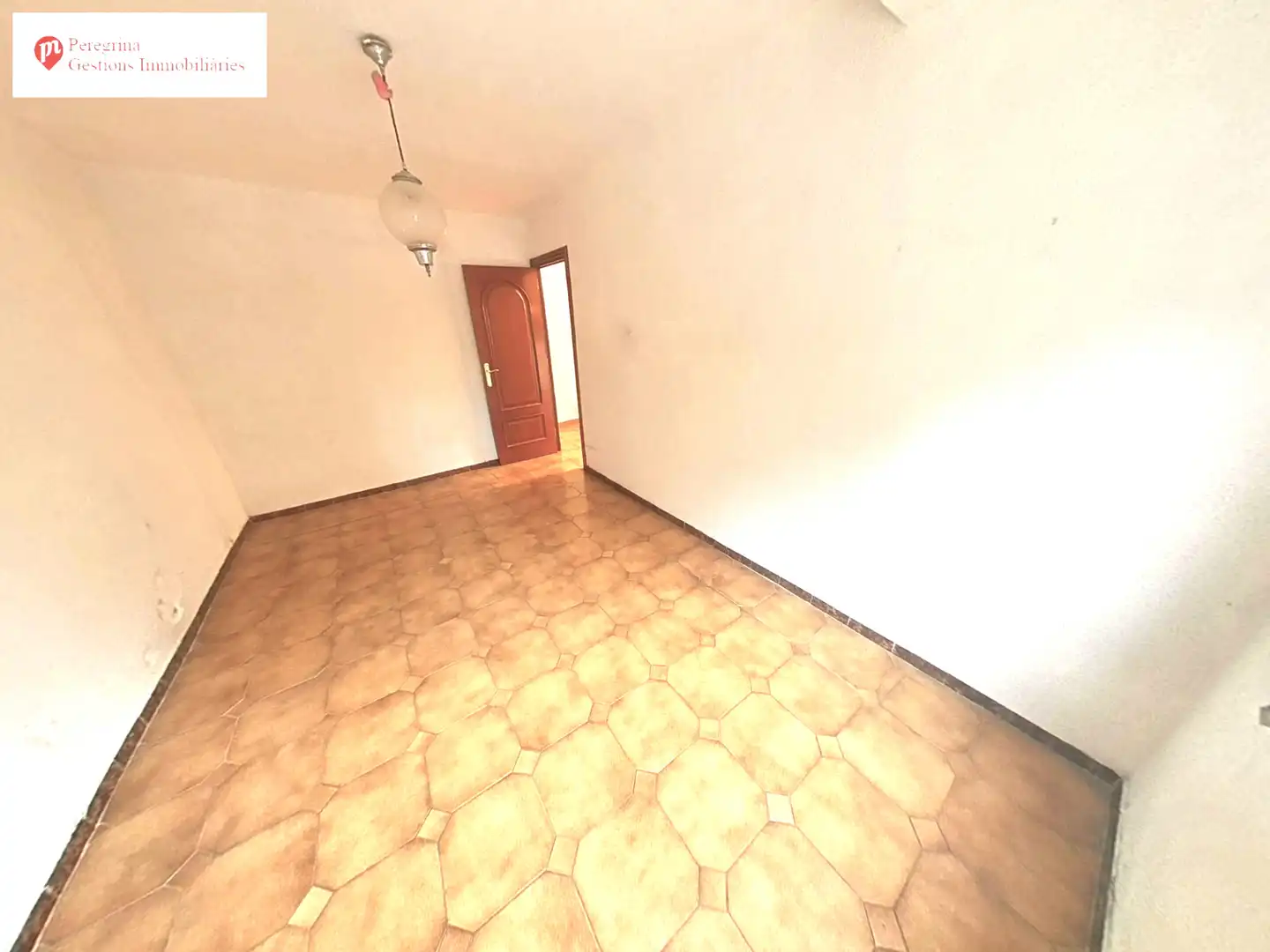 Piso en venta en Badalona con Balcón y Alarma