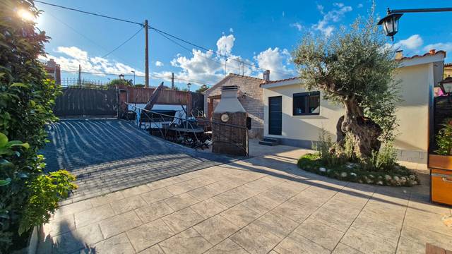 Casa-chalet en Venta en Avinguda de Can Sucarrats en Zona Industrial