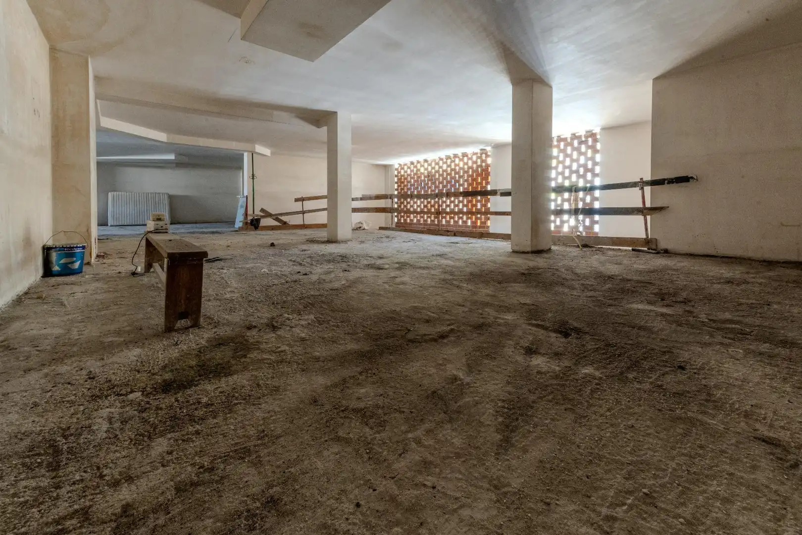 Business premises to rent in Centre - Sant Oleguer, imagen 2