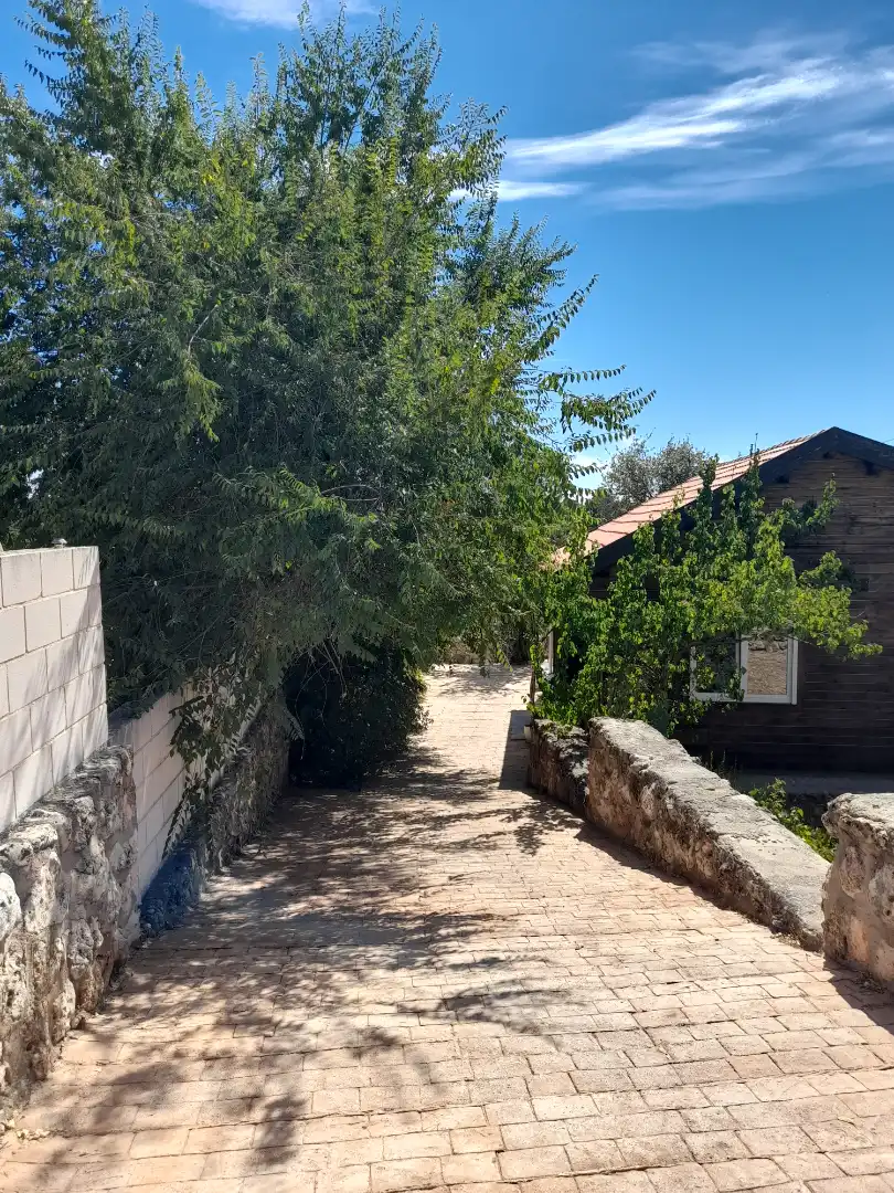 Außenansicht von Haus oder Chalet zum Verkauf in Villalbilla mit Klimaanlage, Heizung und Privatgarten