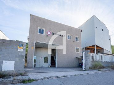 Industriegebäude zum Verkauf in Edison