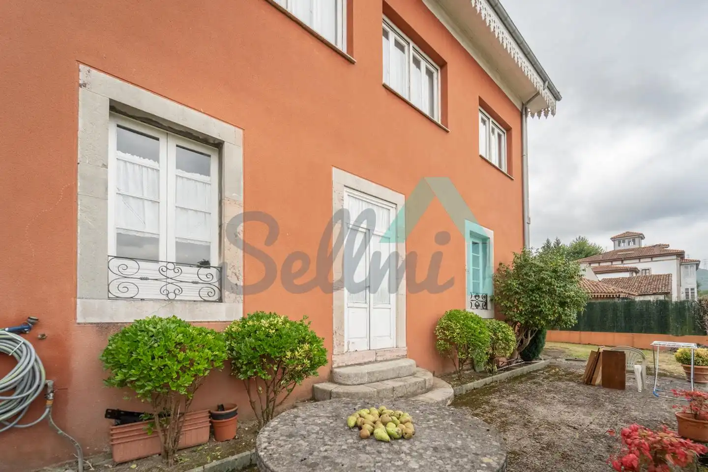 Vista exterior de Casa o chalet en venta en Ribera de Arriba con Jardín privado, Terraza y Balcón