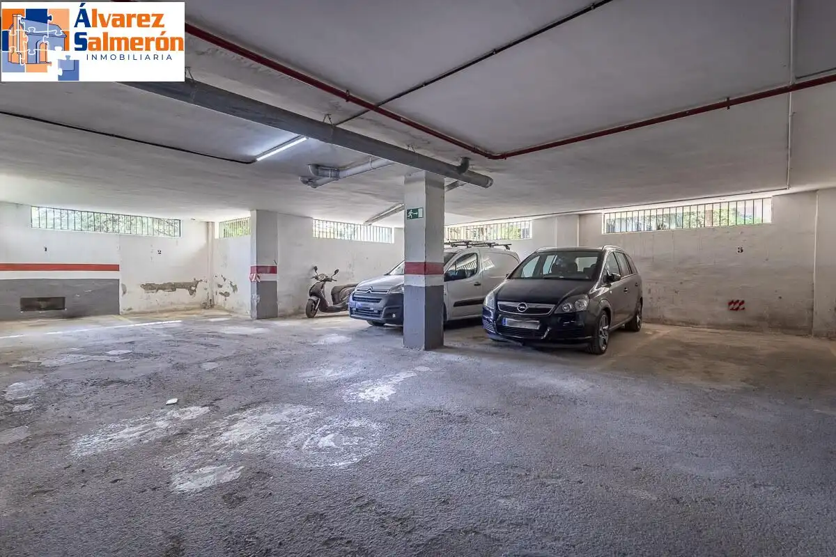Piso en venta en Calle Bajo de Huétor, Cervantes
