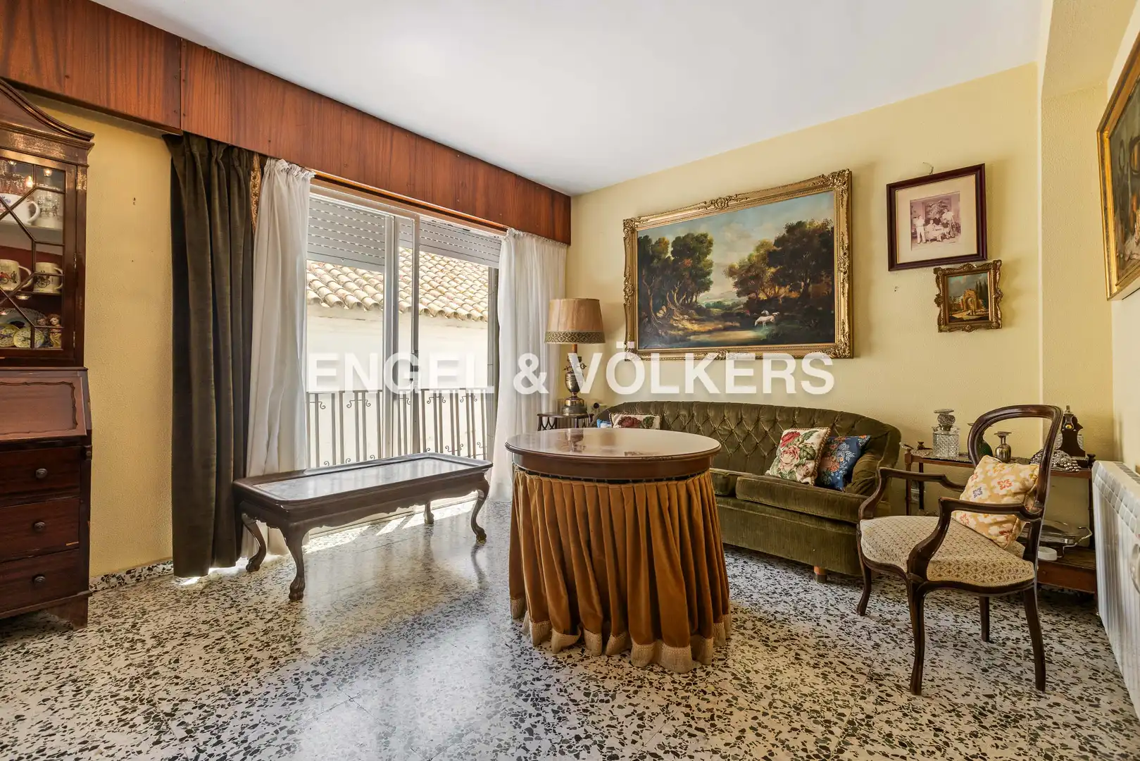 Exterior view of Apartments for sale in Sevilla  with Heating and Balcony