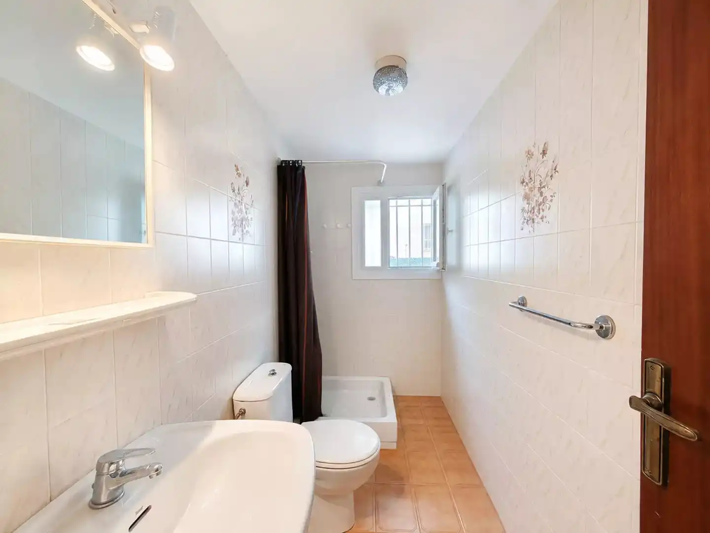 Baño de Casa o chalet en venta en Empuriabrava con Aire acondicionado, Calefacción y Piscina