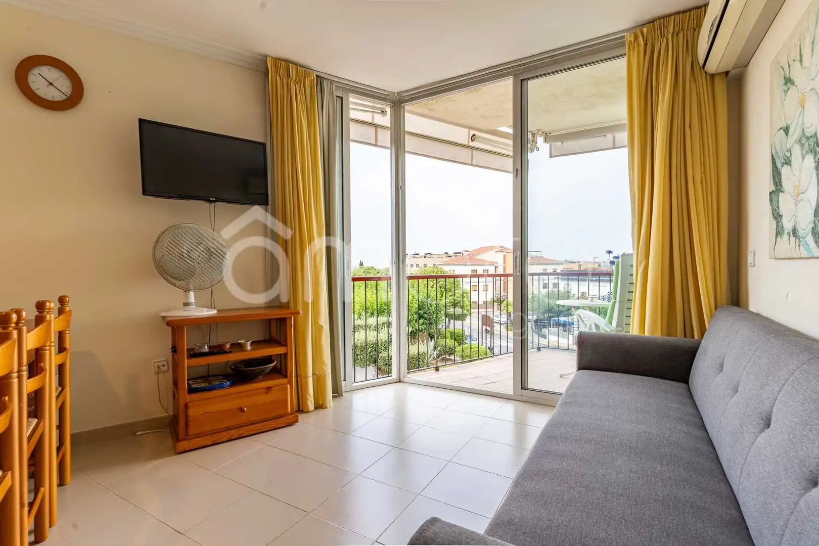 Wohnzimmer von Wohnung zum Verkauf in Torredembarra mit Klimaanlage, Terrasse und Schwimmbad