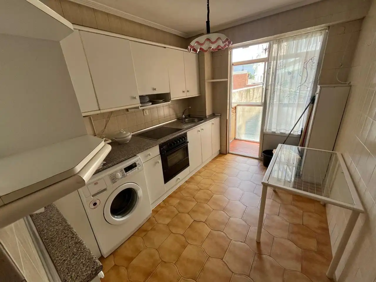 Cuina de Pis en venda en Burgos amb Calefacció, Terrassa i Traster