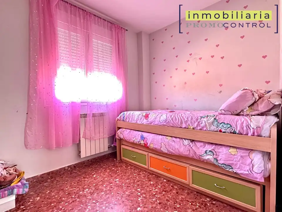 Habitación de Casa o chalet en venta en Zuera con Aire acondicionado, Calefacción y Jardín privado