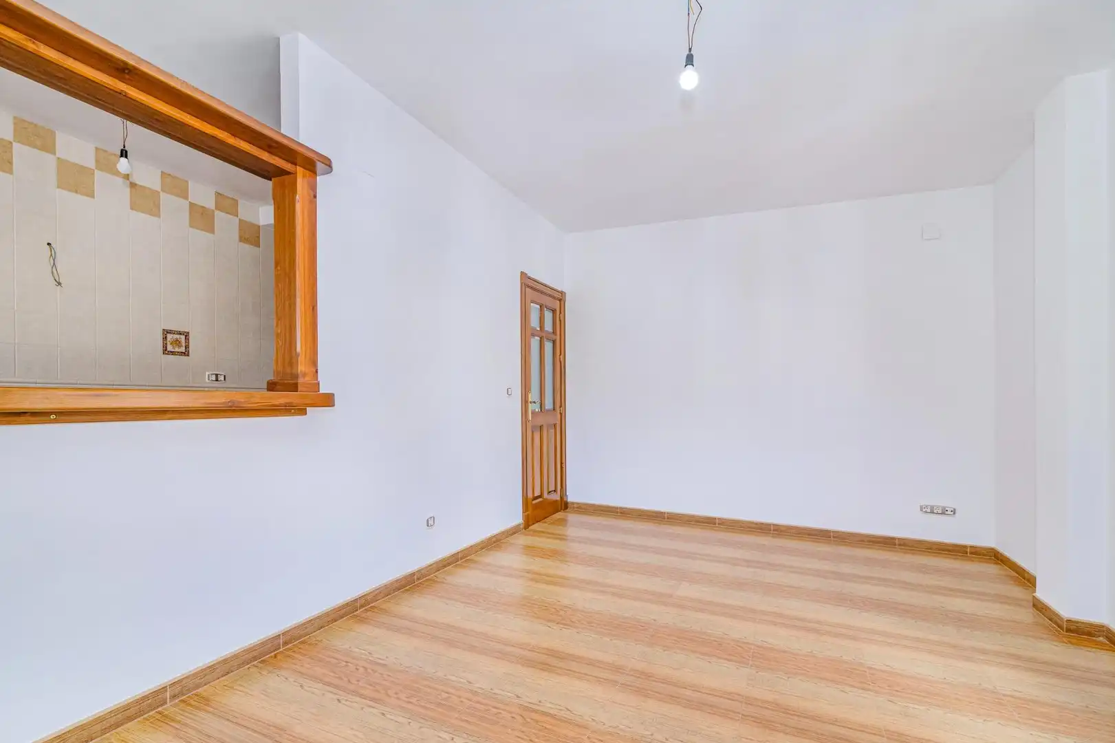 Sala de estar de Edificio en venta en Íllora