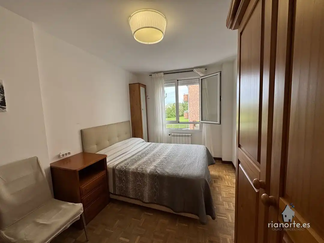 Schlafzimmer von Wohnung zum Verkauf in Ribadesella mit Heizung und Balkon