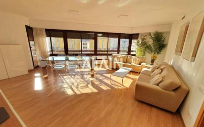 Sala d'estar de Pis en venda en  Valencia Capital amb Aire condicionat, Calefacció i Balcó