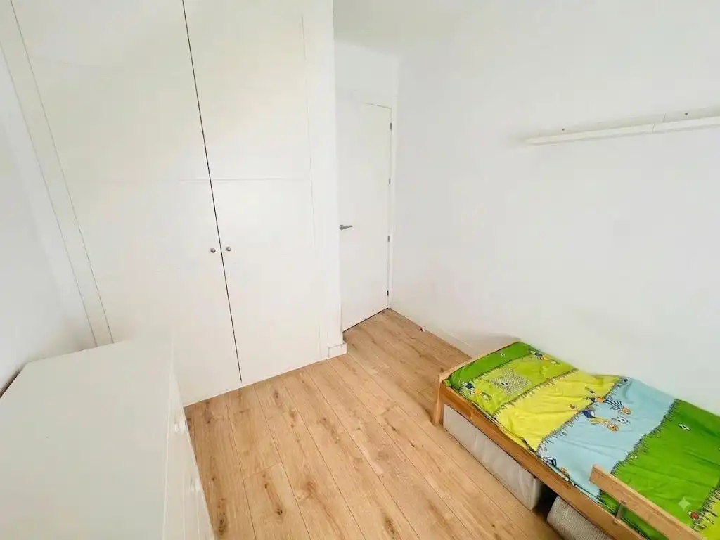 Habitación de Piso en venta en Málaga con Aire acondicionado, Jardín privado y Parquet