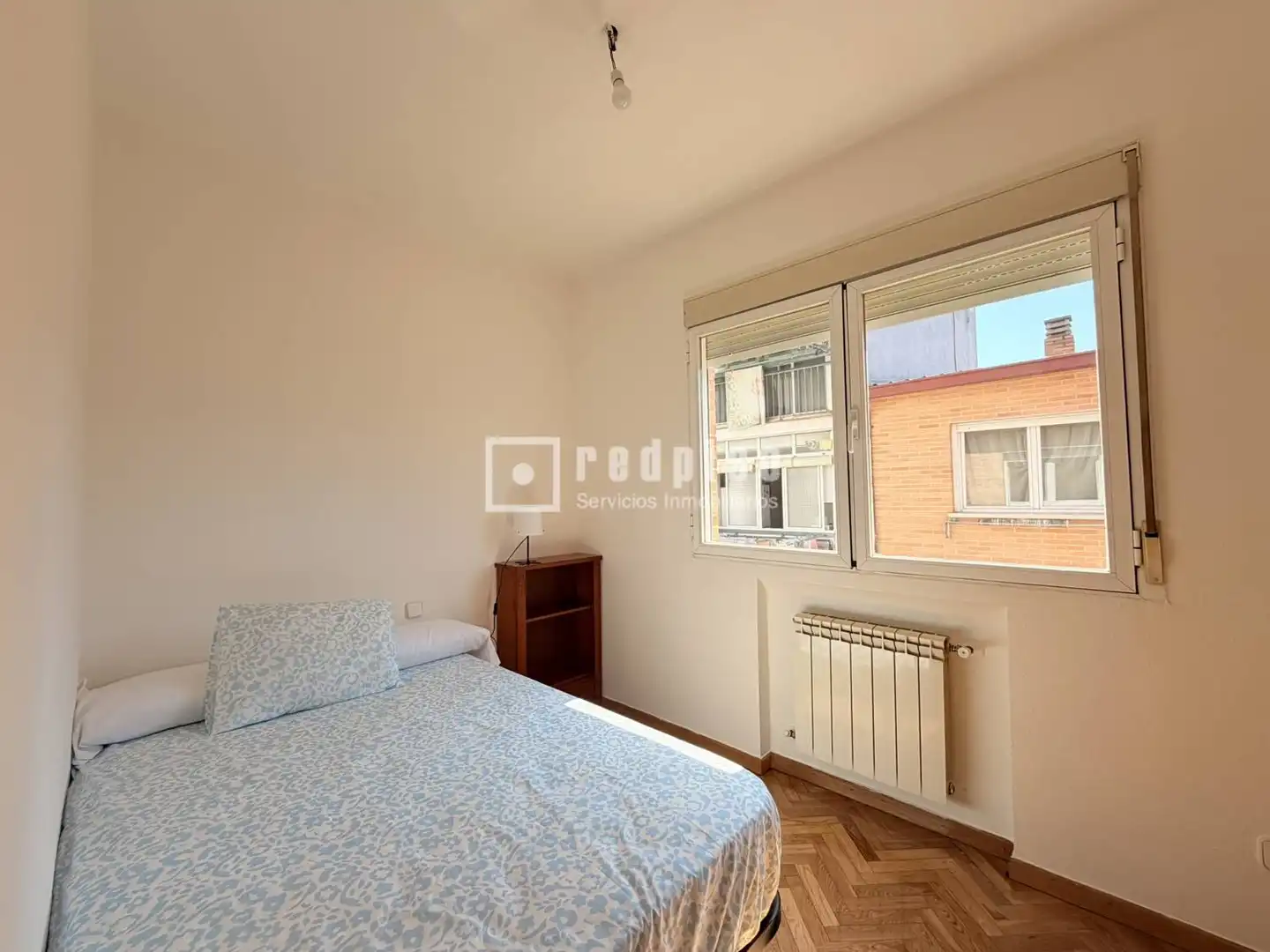 Bedroom of Attic for rent in Madrid