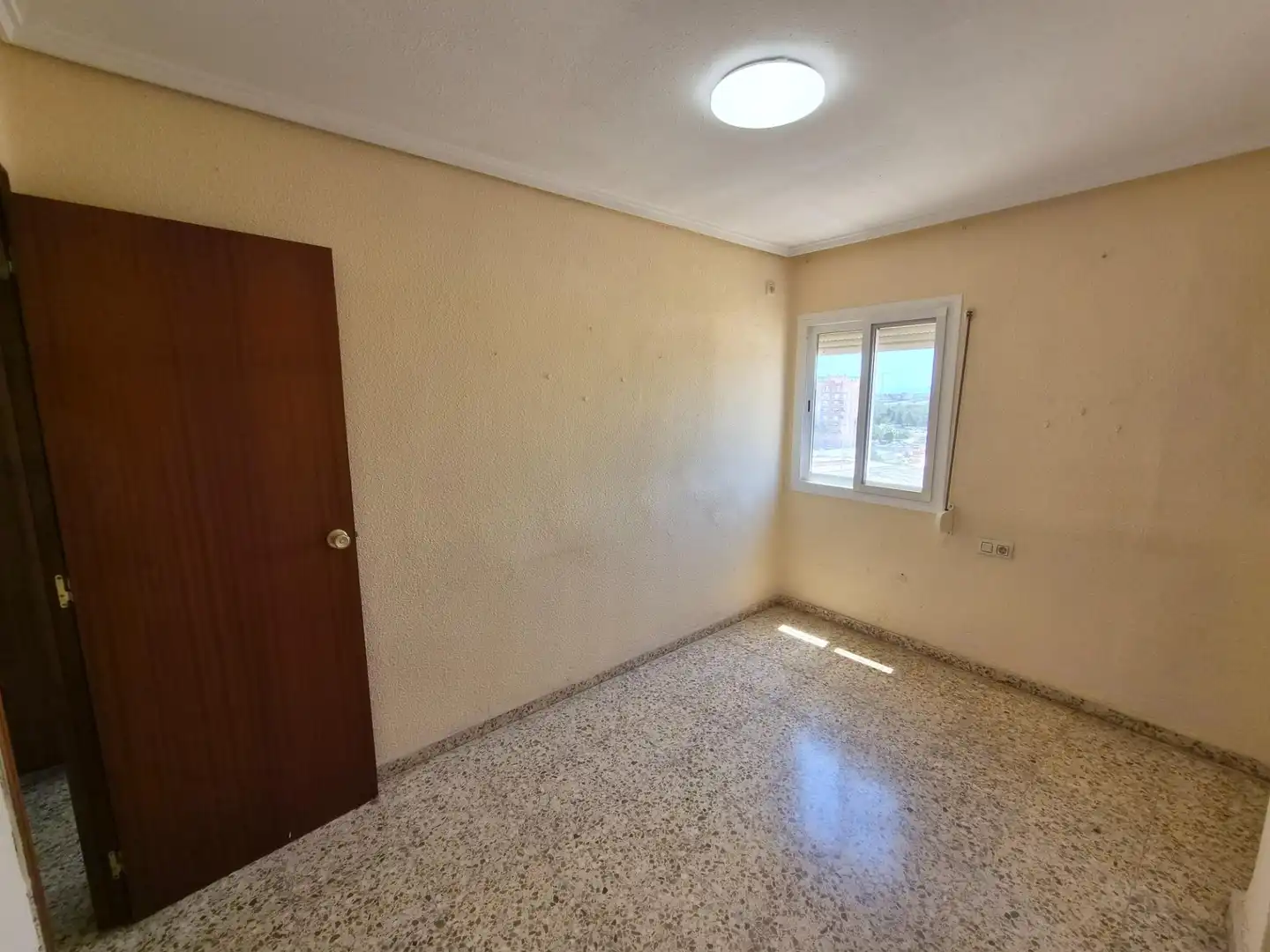 Habitación de Piso en venta en Valencia con Aire acondicionado