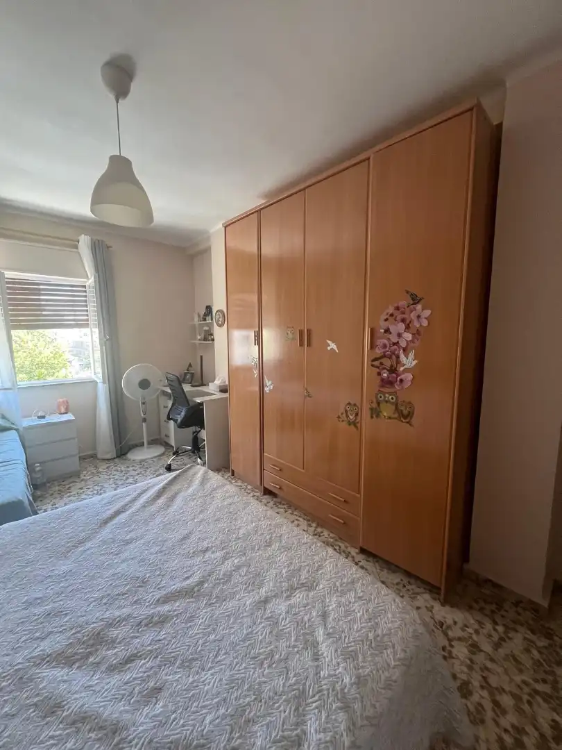 Habitación de Piso en venta en Málaga con Terraza y Amueblado