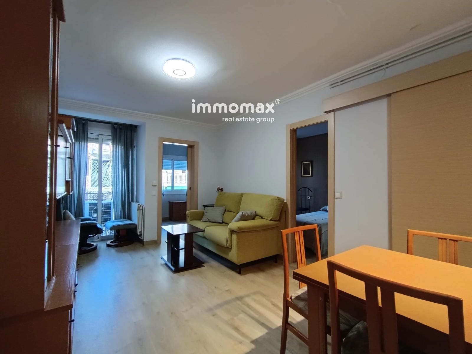 Exterior view of Flat to rent in Esplugues de Llobregat  with Air Conditioner, Heating and Terrace