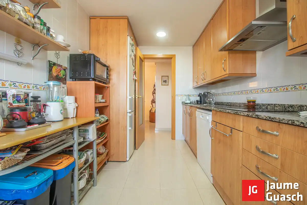 Appartamento con terrazza in vendita a Avinguda de Pompeu Fabra 3, imagen 11
