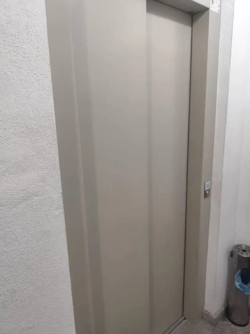 Wohnung zum Verkauf in Murcia mit Klimaanlage und Balkon