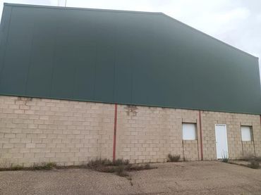 Industrial building for sale in Calle Cuadros