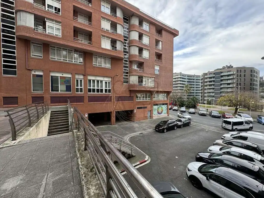 Bureau avec ascenseur à louer à Landabaso Plaza, imagen 19