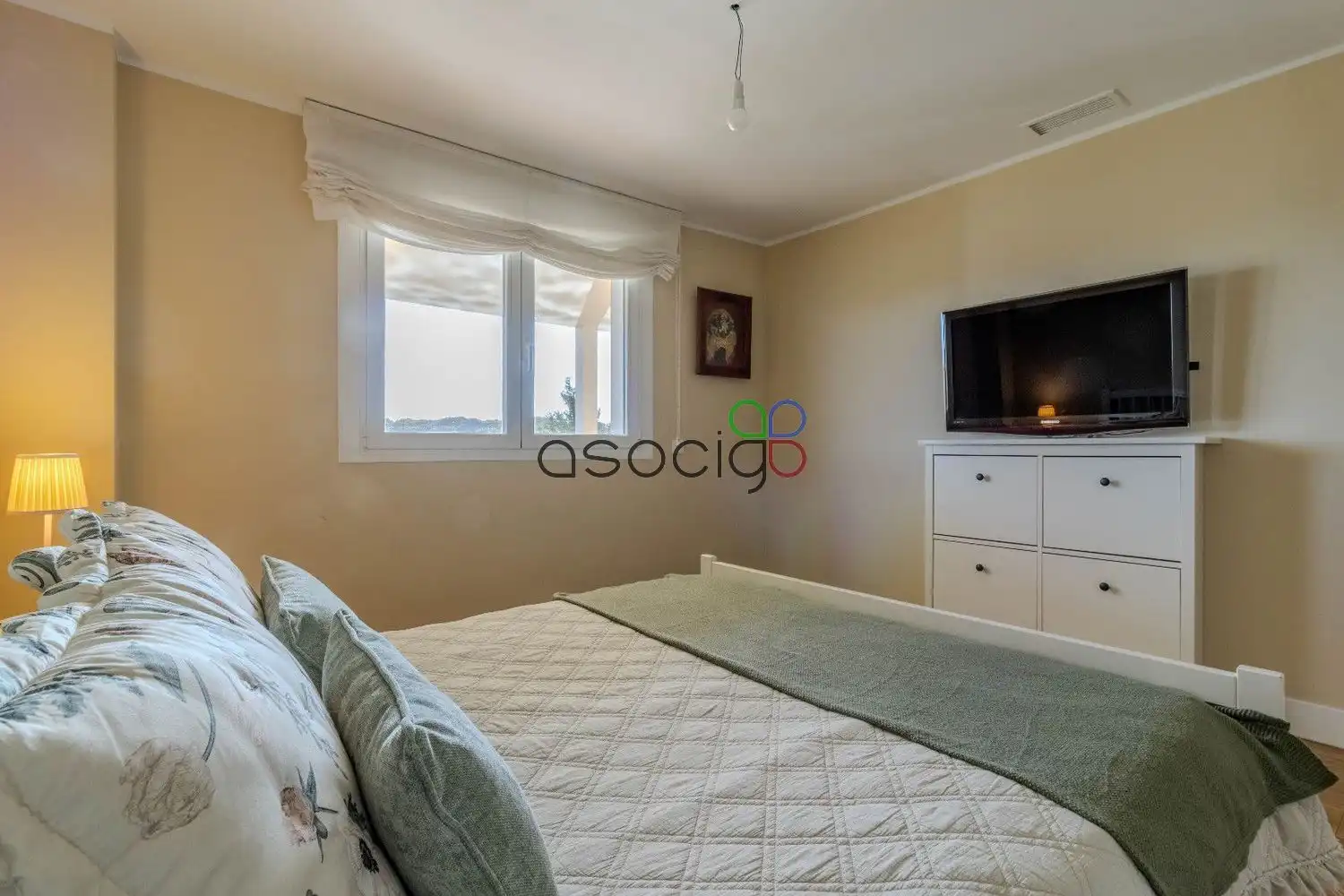 Bedroom of Houses for sale in Cabanillas del Campo  with Air Conditioner, Heating and Storage room