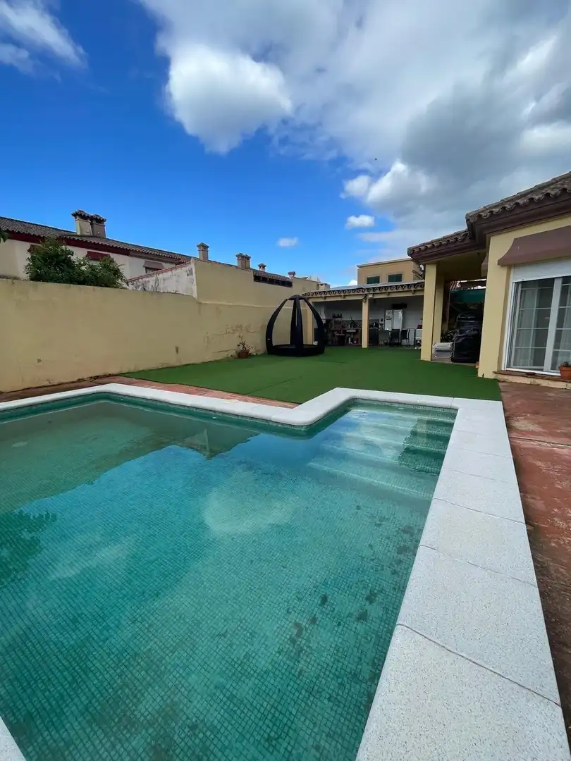 Houses for sale in El Rinconcillo, Algeciras