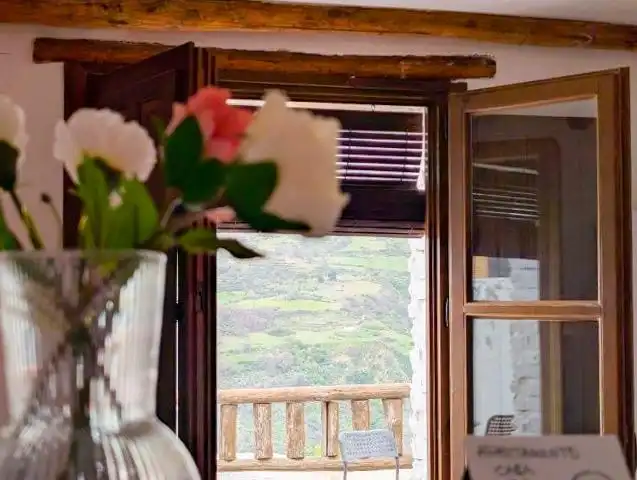 Piso en venta en Bubión con Calefacción y Piscina comunitaria