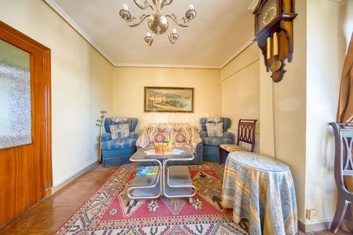 Sala d'estar de Pis en venda en Hospital 