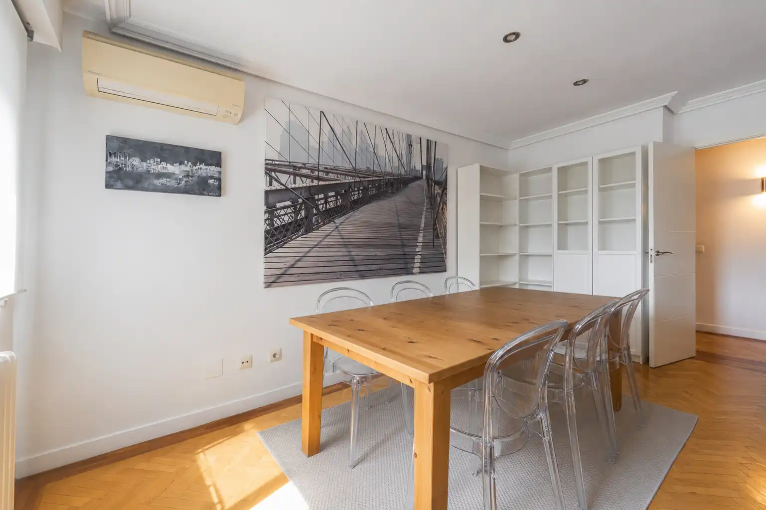 Comedor de Dúplex en venta en Las Rozas de Madrid con Aire acondicionado, Calefacción y Trastero