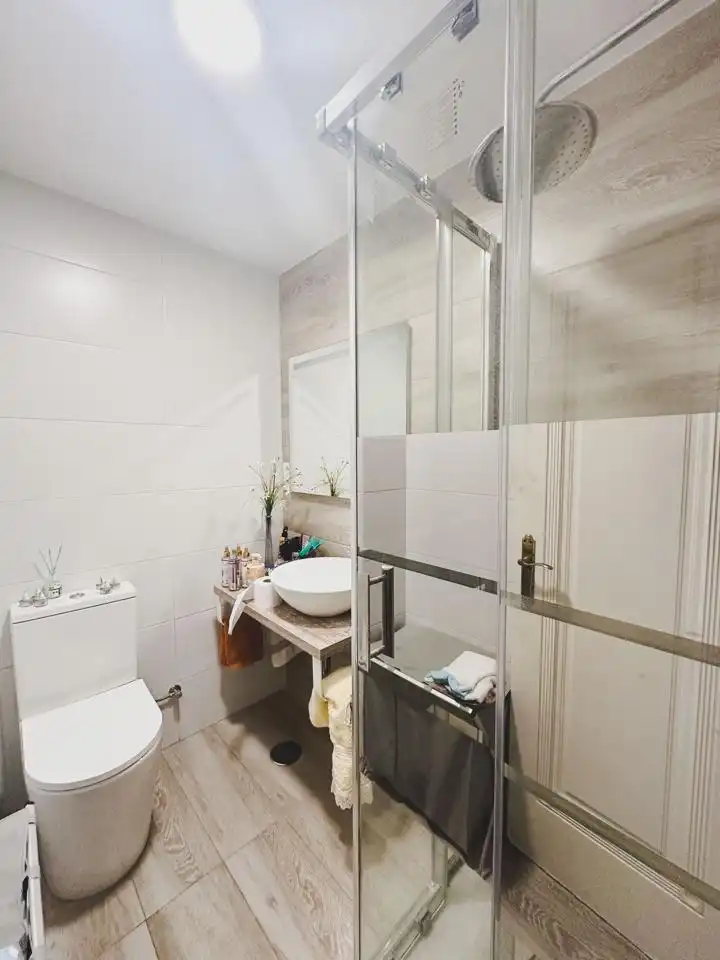 Flat with terrace for sale in La Caleta - La Viña, imagen 8