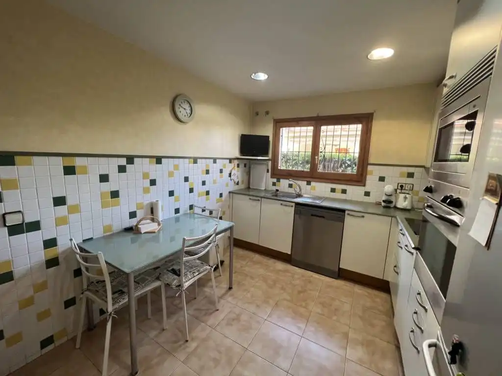 Kitchen of Houses for sale in El Vendrell  with Air Conditioner, Heating and Private garden