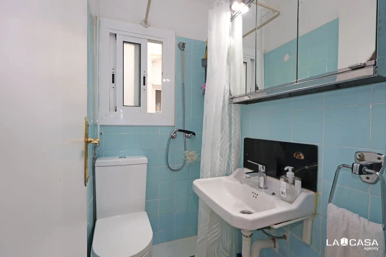 Baño de Ático en venta en Barcelona con Terraza
