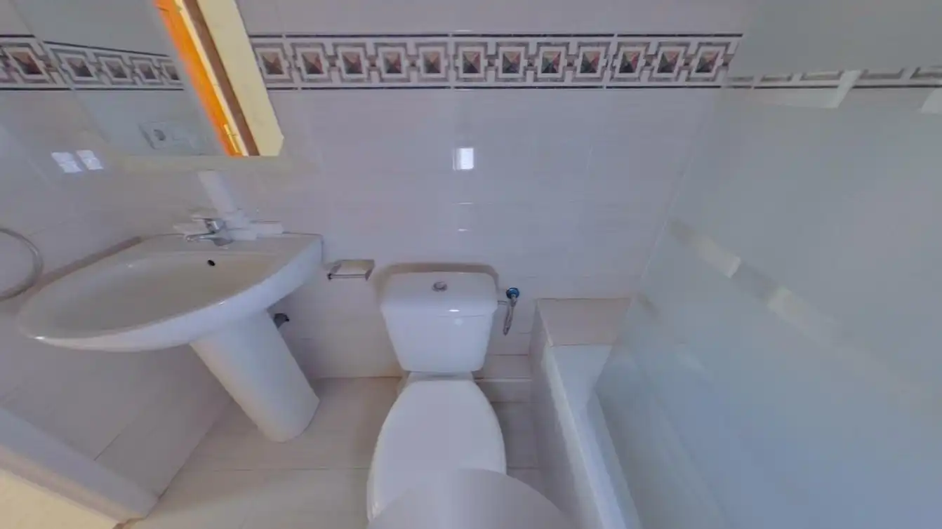 Bathroom of Flat for sale in Valencia