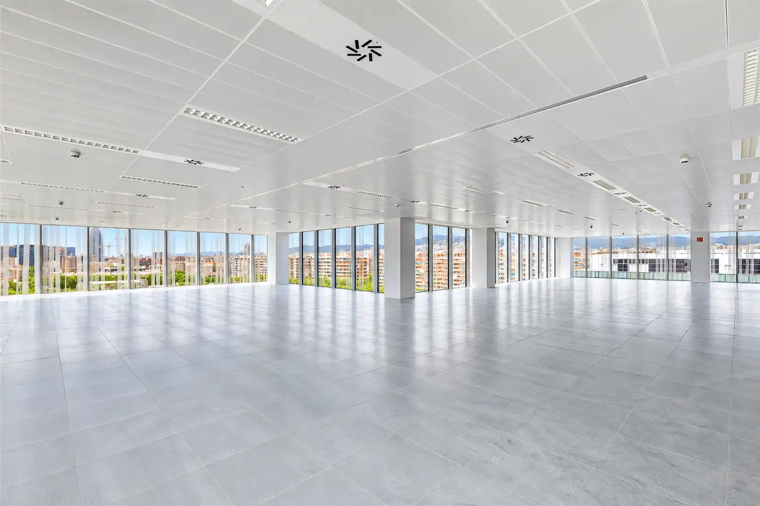 Oficina de lloguer en Sant Martí