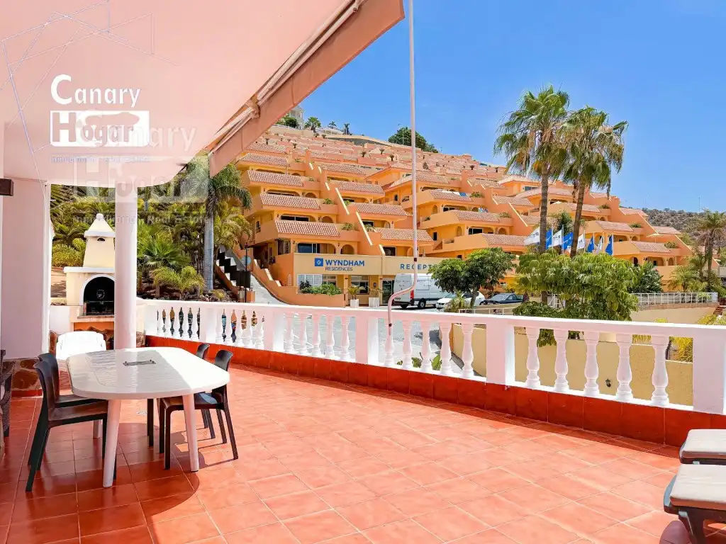 Detached house with pool for sale in Calle de Finlandia, imagen 3