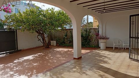 CHALET A 100 METROS DE LA PLAYA